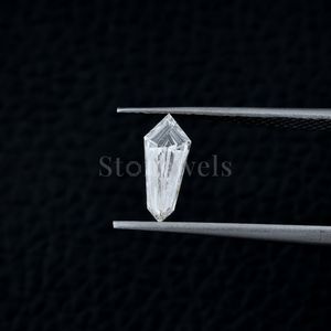 เครื่องประดับที่ออกแบบได้ตามต้องการความสง่างามทรงเรขาคณิตประดับเพชรที่ปลูกในห้องปฏิบัติการแบบหลวมที่มีความแวววาวไม่ซ้ำใครเกรด VVS & VS อินเดีย - Product Image 3