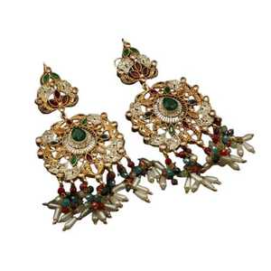 Nouvelles boucles d'oreilles pendantes super brillantes pour femmes, entièrement serties de strass, plaquées or, bijoux de mariage indiens Punjabi - Product Image 1