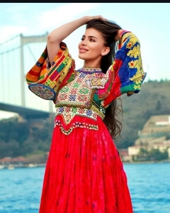 Robe en velours afghan traditionnelle brodée Salwar Kameez pour femmes, faite à la main, pour les fêtes de mariage, en coton taille personnalisée - Product Image 5