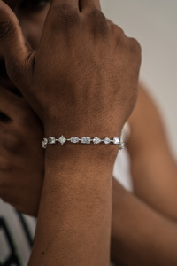 Bracelet tennis pour homme en argent 925 avec moissanite et pierres de taille mixte (rond, poire, émeraude, princesse), bijoux de luxe - Product Image 5