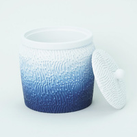Ensemble d'accessoires de salle de bain en résine comprenant un distributeur de savon Boîte à mouchoirs Porte-brosse à dents Ensemble de toilette stocké pour un usage domestique