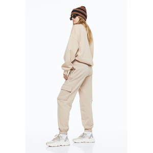 Joggers de mujer con logotipo personalizado, ajustados y ligeros de alta calidad con decoración de encaje para el verano - Product Image 4