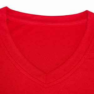 Conjunto de uniforme de fútbol juvenil de estilo moderno a un precio económico al por mayor, camiseta y ropa de fútbol personalizables - Product Image 3