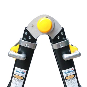 Échelle télescopique en aluminium au design moderne et polyvalent, construction robuste industrielle, échelles pliantes réglables, 150 kg - Product Image 1