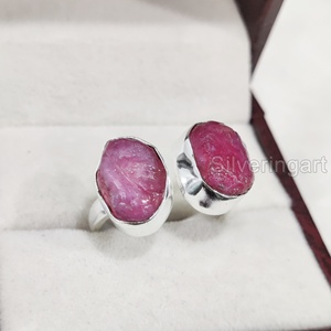Mayorista Joyería de piedra áspera Anillo de mujer Piedra preciosa de rubí crudo natural Piedra natal de Julio Piedra doble Fiesta Anillo de plata esterlina 925 - Product Image 3