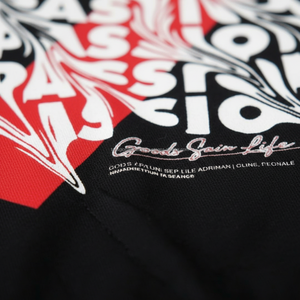 Camiseta Gráfica Abstracta 'PASSION' Roja y Blanca con Tipografía Distorsionada, Camisa Negra Oversize de Algodón Estilo Urbano, Logotipo Personalizado OEM - Product Image 6