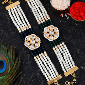 สร้อยข้อมือด้ายถักสไตล์อินเดียสำหรับ Brother และ Sister Festival จากเรื่อง Rakhi - Product Image 1