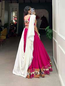 Lehenga Choli de Rayón Puro de Alta Calidad para Eventos Especiales y Estilo Tradicional Navratri, al Mejor Precio Global - Product Image 5