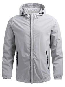 Chaqueta Cortavientos Ligera para Hombre para la Temporada de Invierno Resistente al Agua con Cuello Redondo y Logotipo Frontal - Product Image 3