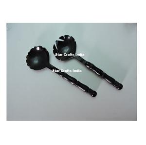 Ensemble de cuillères à salade multifonctionnelles en corne, de qualité supérieure, faites à la main, écologiques, compatibles lave-vaisselle, avec longues poignées, design moderne - Product Image 5