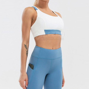 Conjunto de Yoga para Mujer a Precio Económico, Diseño Sólido con Tirantes Ajustables, Ecológico, Transpirable, de Secado Rápido, Spandex/Poliéster, 2 Piezas - Product Image 3