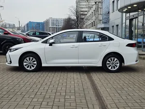 2025 C0R0LLA XII (E210) Restyling 2, Low Mileage Sound Engine AUTOMATIC Transmission <b>Panoramic</b> roof lights Ready to Sh - Product Image 5