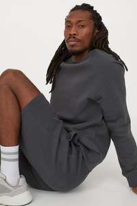 Short d'été en soie glacée style High Street pour hommes, pantalon 5-quarts décontracté, taille moyenne, séchage rapide, pour le sport, le fitness et les loisirs. - Product Image 3