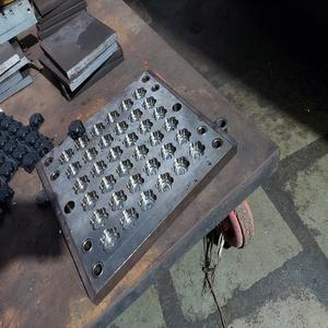 Molde de Inyección para Tapas de Agua de Plástico de 24 Cavidades y 38 mm, 3 Estrellas, Fabricante de Moldes con Servicios de Electroerosión por Hilo y Perforación - Product Image 2