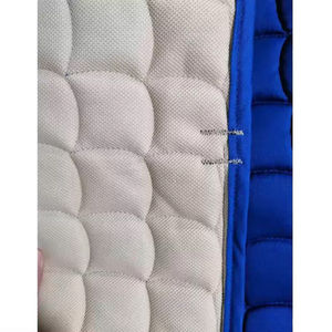 Almohadilla de sillín de salto de equitación ecuestre de tela satinada personalizada a un precio razonable con forro de polialgodón - Product Image 5