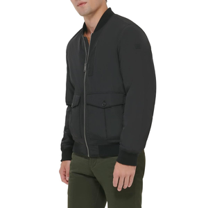 Chaqueta Bomber de Lona Recubierta para Hombre, Deportiva de Invierno, con Bolsillos Delanteros Elegantes, Logotipo Personalizado, Alta Calidad, Hecha en Pakistán - Product Image 3