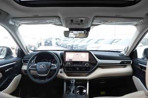 Toyota Highlander VXR 2.5 Híbrido 4 Cilindros AWD SUV 2025 Blanco Impecable con Asientos de Cuero, Usado Certificado, Bajo Kilometraje (10.9 km), Exquisito - Product Image 3