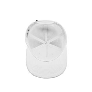 Vente en gros de chapeaux de camionneur blancs avec logo 3D personnalisé Casquette de golf réglable à 5 panneaux pour hommes, élégants, à la mode pour les scènes extérieures décontractées - Product Image 5