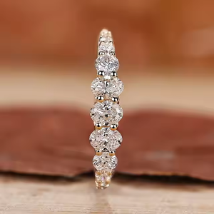 แหวนหมั้นเพชรสีเหลืองทองสำหรับผู้หญิงแหวนกลมสีขาวตัดสดใสแหวนครบรอบรูปตัว D เพชรจบการศึกษา - Product Image 1