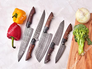 Juego de Cuchillos de Cocina Ambidiestros de Acero de Damasco Forjado a Mano, 5 Piezas, de Alta Calidad, con Mango Ergonómico de Madera de Palisandro Natural y Bolsa de Cuero - Product Image 2