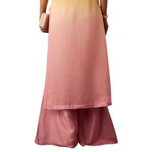 Jaune Ombre Une Ligne Kurta Avec Cloche Bas Pantalon En Gros Femmes Vêtements Ethniques OEM Vêtements Usine Fournisseur Tenue De Fête - Product Image 6