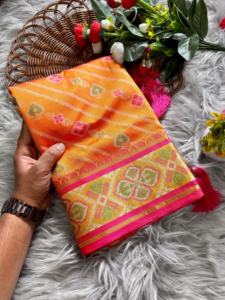 Saree indio para mujer con adornos elegantes Ideal para celebraciones culturales y reuniones formales a precios de exportación - Product Image 6