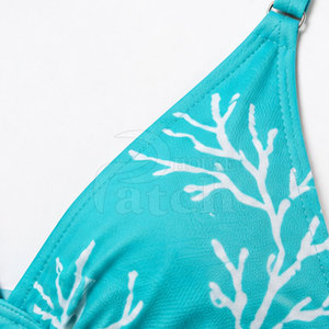 Ensemble bikini moderne deux pièces pour femme, bas taille haute, haut tendance, tissu extensible, collection été pour vacances à la station balnéaire - Product Image 6