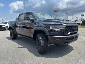 (TB) 2025 RAM 1500 RHO 4DR CREW CAB 4WD 5.6 FT SB (3.0L 6CYL TURBO 8A) PICKUP VOITURE D'OCCASION - Product Image 2