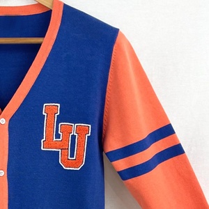 Logo personnalisé de conception de LU pour des chandails et des cardigans de chenille de mode - Product Image 3