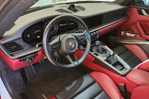 2021 911 Carrera S Coupé, boîte manuelle 7 vitesses, pack SportDesign, peu modifié, appartenant à un propriétaire de Floride - Product Image 4