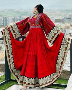 Colección nupcial Vestido afgano Estilo tradicional vintage Vestido afgano Estilo kuchi bordado a mano Vestido afgano hecho a medida - Product Image 5