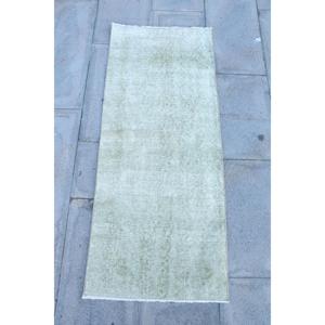 Alfombra Turca Vintage, Alfombra Pequeña de 1.8x4.4 pies, Alfombra con Borde Verde - Product Image 1