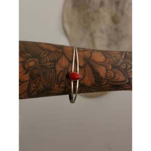 Navajo Handmade <b>Red</b> Spiny Oyster & Sterling Silver Fashion Cuff <b>Bracelet</b> - Product Image 2