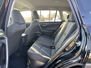 Toyota RAV4 Híbrida XLE 2025 Usada en Buen Estado - Product Image 6