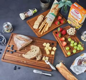 Planche à découper en bois massif pour légumes faite à la main planche à découper en bois de bambou de grande taille la plus vendue par Glowin fashion - Product Image 4