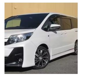 2017 Noah Right Wagon Automatique Turbo Intérieur Cuir Léger Régulateur de Vitesse Adaptatif (ACC) Pneus R19 Toit Panoramique Aluminium Transmission Intégrale (AWD) 360 - Product Image 1