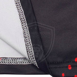 Rash Guard Shirt para hombres con defensa UV y tela de rendimiento Hombres Athletic Rash Guard para entrenamiento - Product Image 5