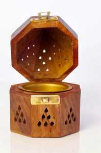 Brûleur bakhoor de style arabe Brûleur bakhoor en bois Mabkhara Brûleur bakhoor en bois en forme de cabane - Product Image 5