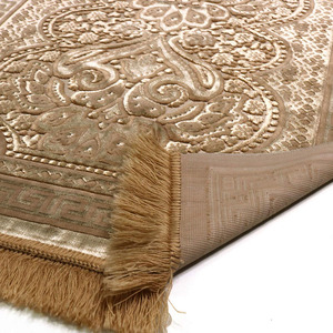 Alfombras de Oración Musulmanas al por Mayor, Antideslizantes, de Color Sólido, Teñidas, de Terciopelo, Ligeras, de Alta Calidad, Diseños Personalizados - Product Image 6