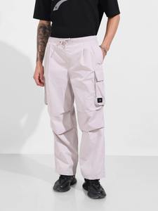 Pantalones Cargo para Hombre con Diseño Funcional que Ofrece Comodidad para el Movimiento Diario y un Estilo Casual a la Moda - Product Image 1