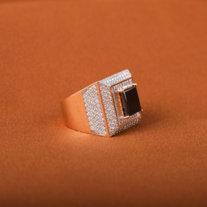 Anillo de diamantes de moissanita de oro sólido de 18kt personalizable, nueva moda, estilo Hip Hop, anillos de moda de Hip Hop de corte princesa para hombres - Product Image 2