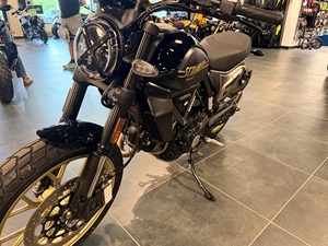 มอเตอร์ไซค์ Ducati Scrambler Full Throttle Sportbike รุ่นใหม่ ปี 2026 สำหรับขาย - Product Image 5