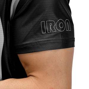 เสื้อยืดสมรรถนะสูงสำหรับผู้ชาย IRONGEAR Tempo - Product Image 6