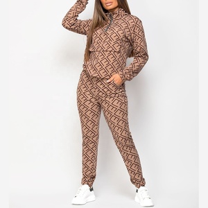 Vente en gros de survêtements d'entraînement pour le sport sweat à capuche nouveaux survêtements élégants de pleine longueur survêtement unisexe pour femmes - Product Image 3