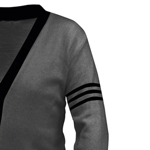 TITLISTS Tailles et logos personnalisés sur des pulls cardigan sororités gris et noirs - Product Image 2