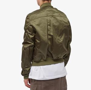 เสื้อแจ็คเก็ตกันลมผ้าซาตินสำหรับผู้ชายดีไซน์แบบกำหนดเองปกตั้งสไตล์บอมเบอร์ - Product Image 3