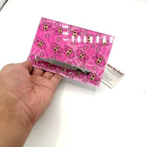 Azulejo de pestañas con personaje de dibujos animados con pinzas Labubu Print Lash Tile Herramientas de belleza acrílicas sostenibles Servicio OEM - Product Image 6
