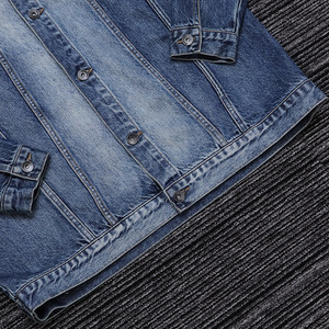 Veste en jean pour homme sur mesure, vintage, à bords bruts, à ourlet brut, lavée, coupe ample, sans col, avec poche - Product Image 4