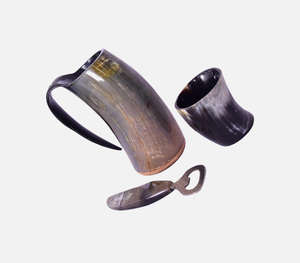 Ensemble de barware viking authentique fait main comprenant un mug en corne de buffle polie avec une poignée solide et un petit verre à liqueur assorti - Product Image 4
