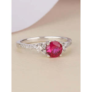 Anillo de solitario de trío romántico de Plata de Ley 925 para mujer, corte Asscher, rubí, corte ovalado, Diamante, Platino delicado para promesas - Product Image 2